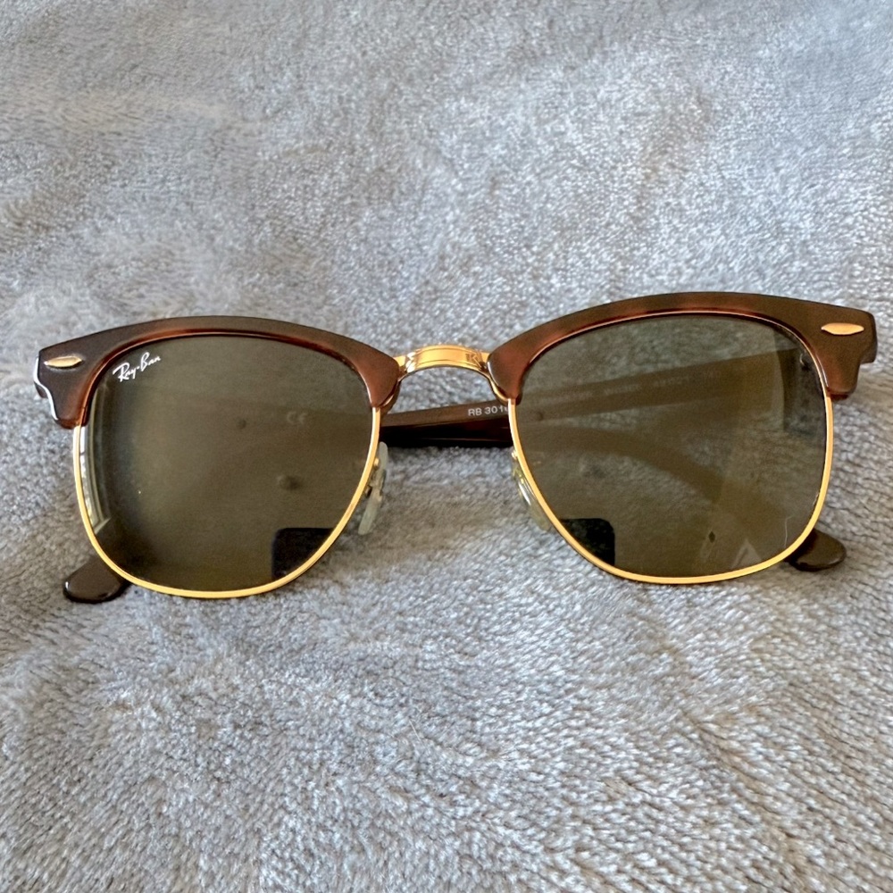 Ray-Ban Clubmaster Classic